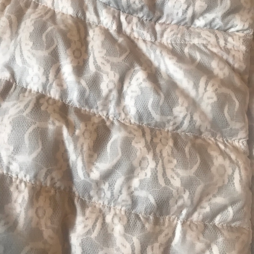 Eddie Bauer jacket - Picture 2 of 2